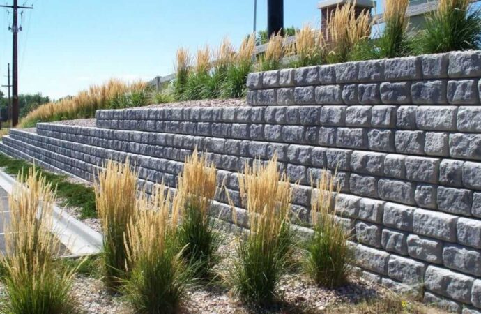 Gravity Retaining Walls-Retaining Wall Pros of Jupiter